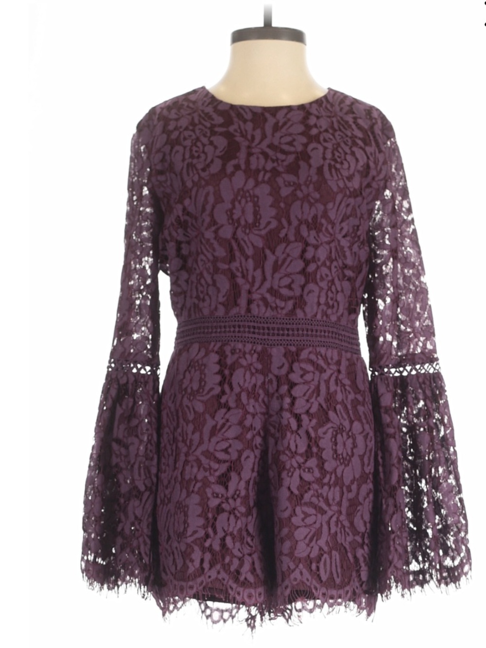 DO+BE Lace Dress in Plum